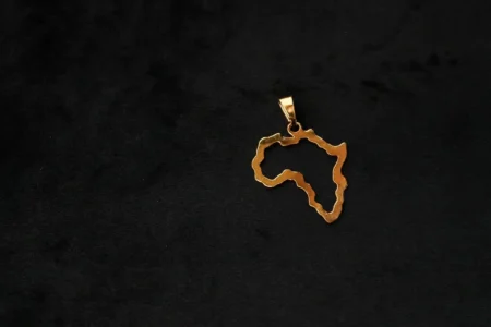 18k Africa cut out pendant