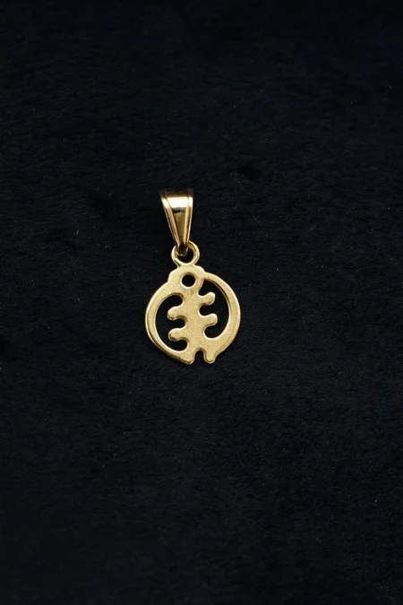 18k Gye Nyame pendant