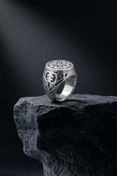 The Divine Altar Signet